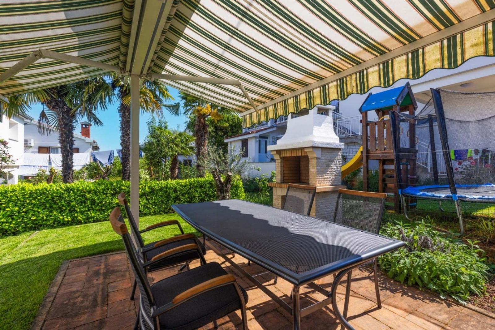 Soper - Top Location 300 M From The Sea Porec Bagian luar foto